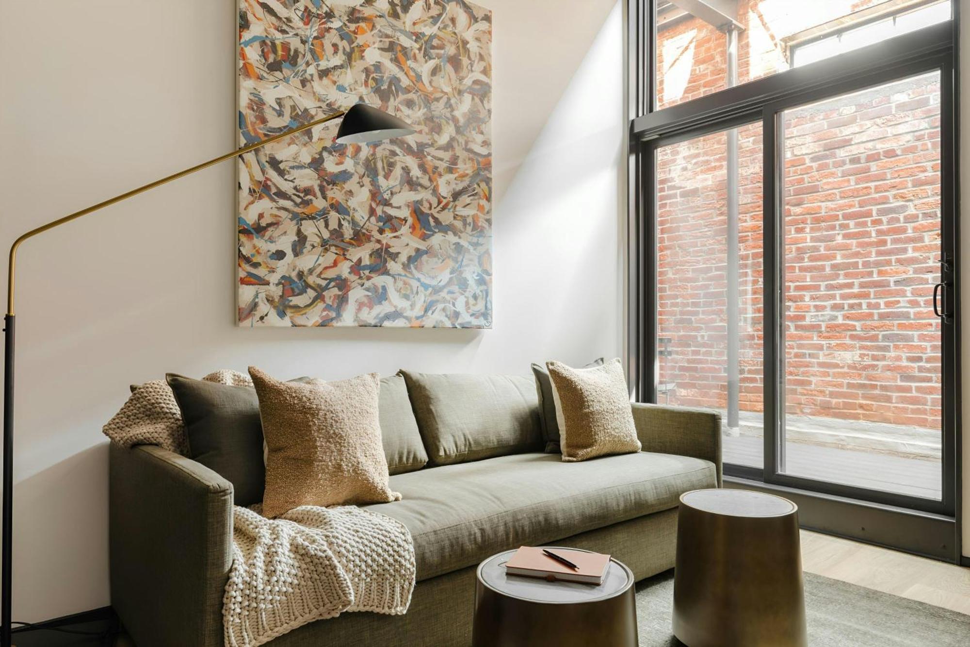 Hotel Sonder By Marriott Bonvoy Railspur Pioneer Square Seattle